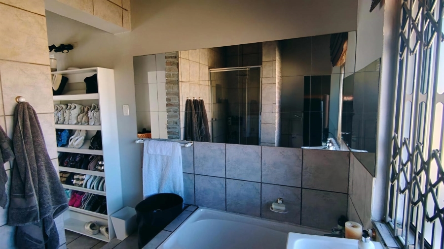 3 Bedroom Property for Sale in River Lodge Estate Free State